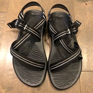 NEW Chaco Z/Volv Sandals - Women's 7